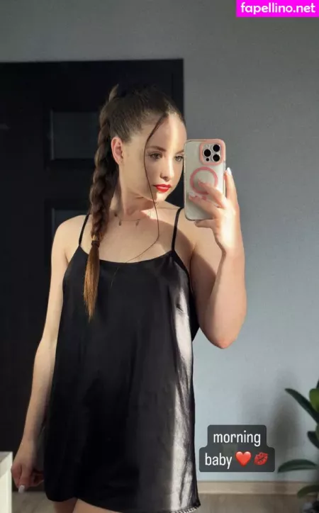 Yulka Tochka OnlyFans Thumbnail #169BKjB7N2
