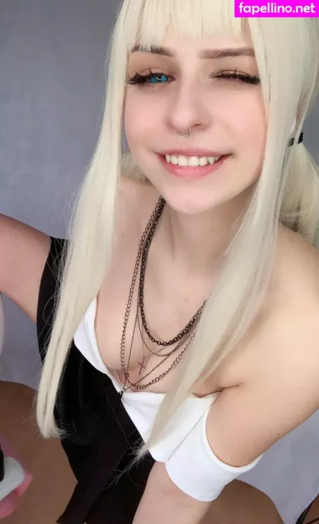 Yumeblume OnlyFans Thumbnail #1W7rtVSah9