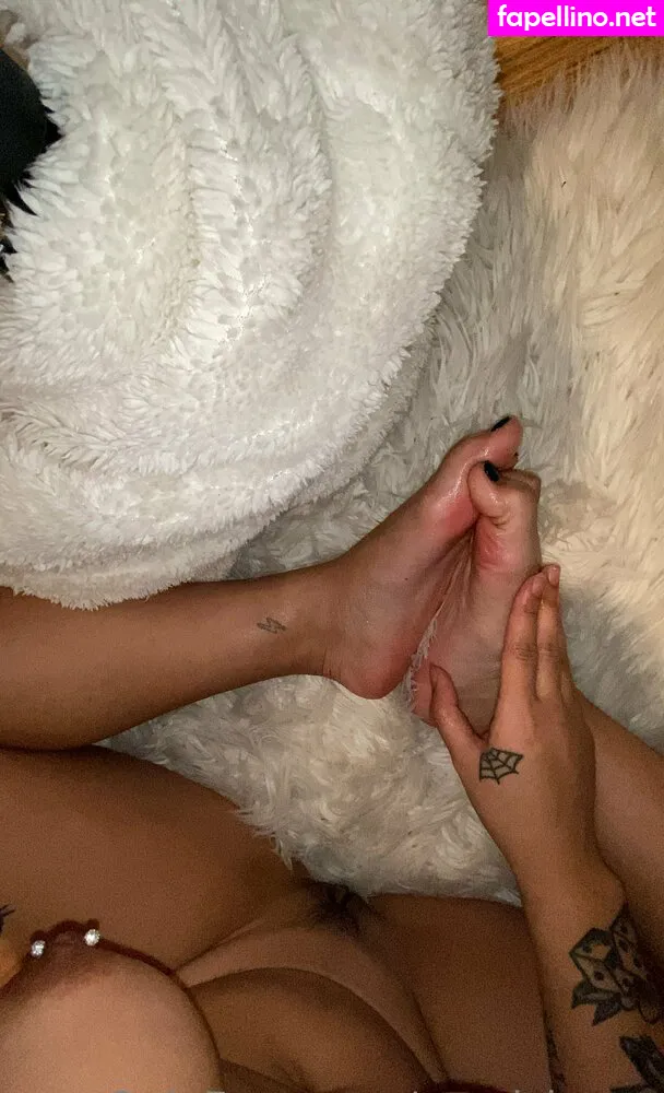 Bbybellaaaa, Bellamercuryxxx, yumisinxxx Nude Leaked OnlyFans Photo #L5HP7MNzVw