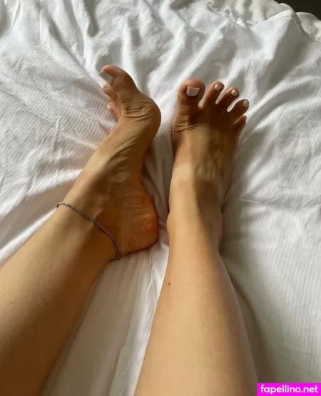 Yummifeetgirl OnlyFans Thumbnail #Diy7FDocQe