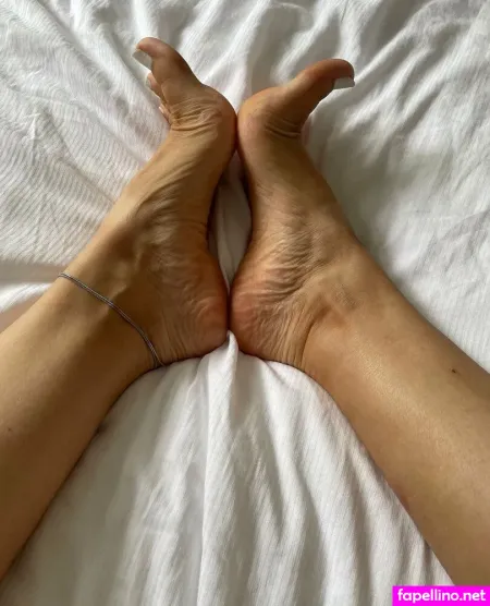 Yummifeetgirl OnlyFans Thumbnail #Y00g1XxcGQ