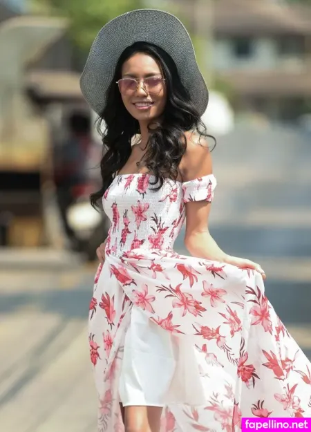 Yummy Chloe OnlyFans Thumbnail #n0Sc1NzPuL