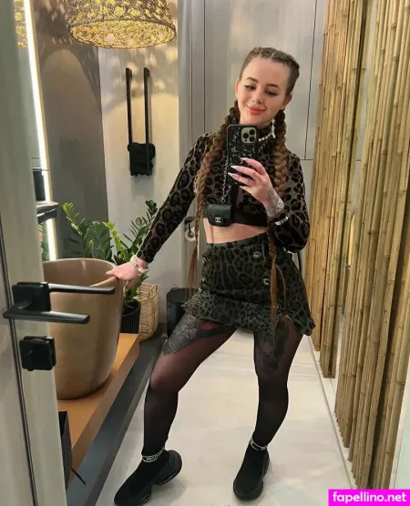 Yummyamina OnlyFans Thumbnail #CBQK8yt7yB