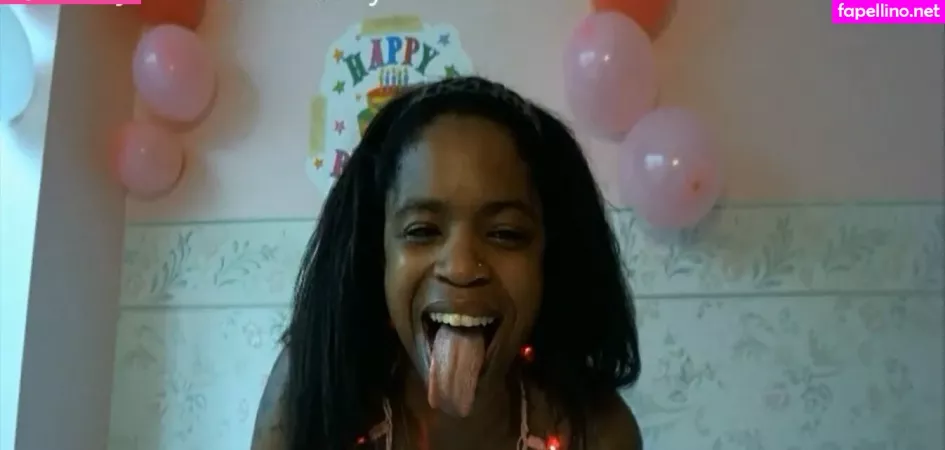 Yummybrownfox OnlyFans Thumbnail #pipZrNjSWL