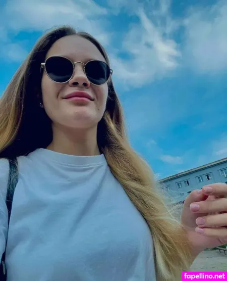 Yummysofie OnlyFans Thumbnail #Nc8yk770cm