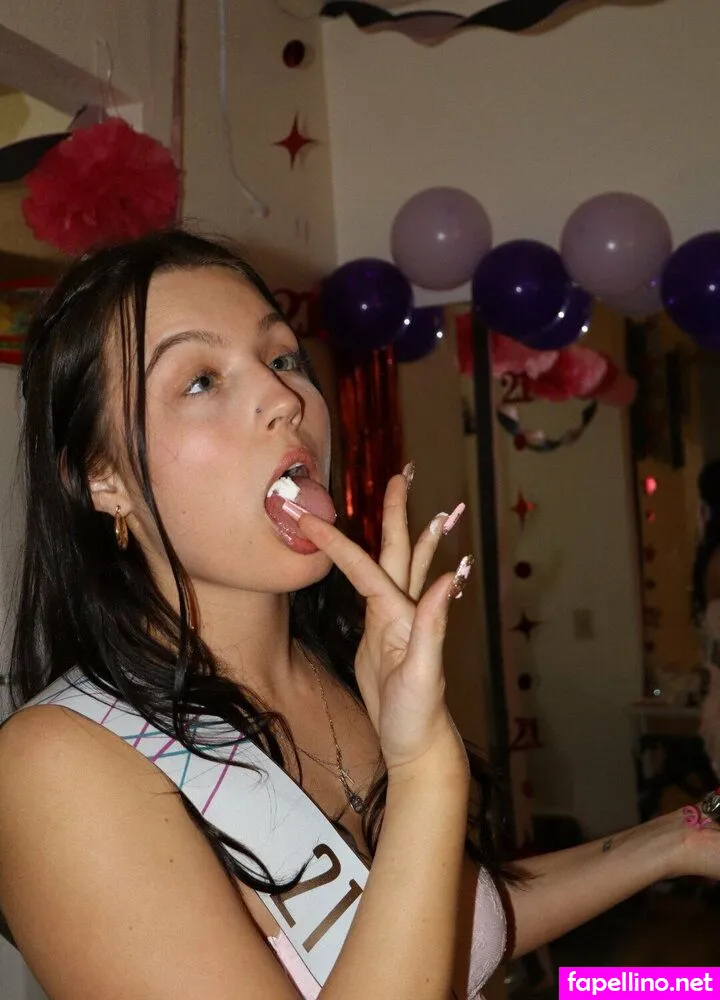 christinasmithmcculley, yummysweetness Nude Leaked OnlyFans Photo #ExENOuQYG7