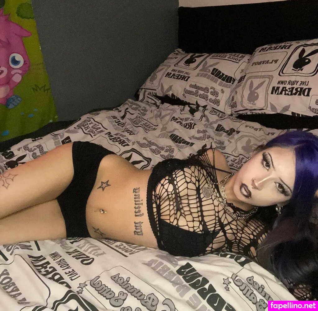 yun9vamp, yungvamp, yunqvamp Nude Leaked OnlyFans Photo #Xq0rSMjbWn