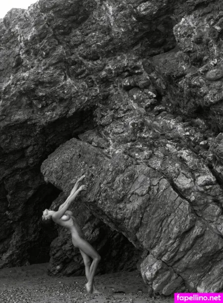 Yuna Pashkova Main Profile Photo