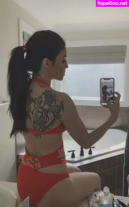 Yunalescka 2 OnlyFans Thumbnail #BoF2KORwSG