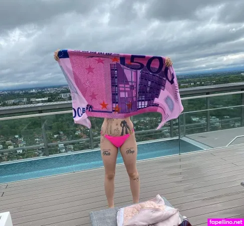 Yung Fsk18 OnlyFans Thumbnail #zPbW3MLxK2