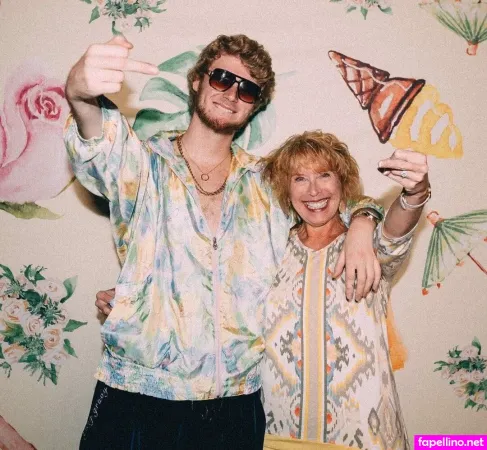 Yunggravy OnlyFans Thumbnail #SYB6mEkfBW