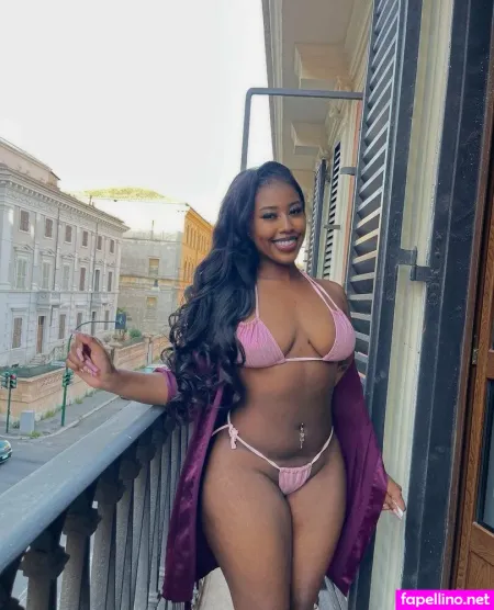 Yungnena OnlyFans Thumbnail #CvtUpXGMzr