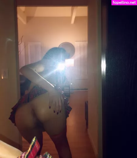 Yungskeezy OnlyFans Thumbnail #AgYNpLbbVt