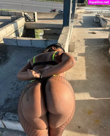 Yuni Nicolee OnlyFans Thumbnail #1OC8tctdYy