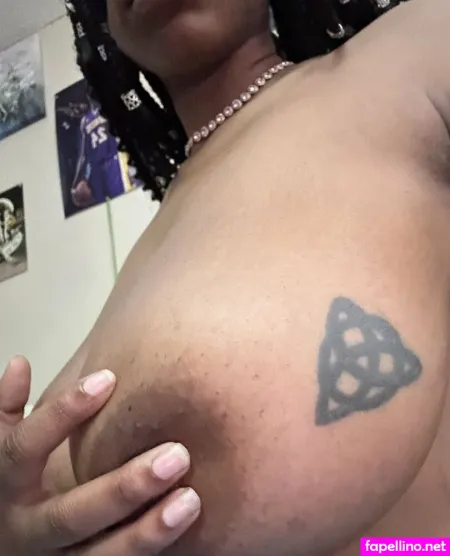 Yunique OnlyFans Thumbnail #sGTYweFSab