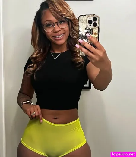 Yuno Zaza OnlyFans Thumbnail #UE5vWWNFOc