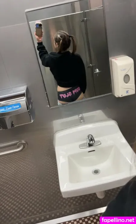 Yurdreams 22 OnlyFans Thumbnail #zl0NZeSVZ1