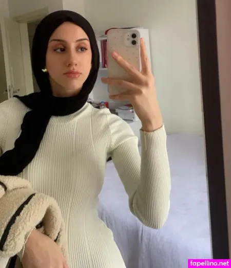 Yuri Stars OnlyFans Thumbnail #D1MJVniSKq