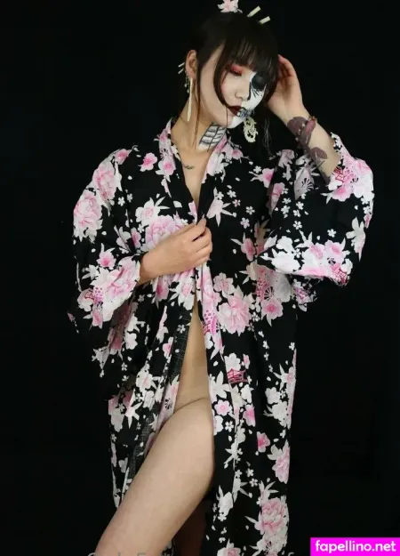 Yurifoxgirlfree OnlyFans Thumbnail #qPjuWIchGS