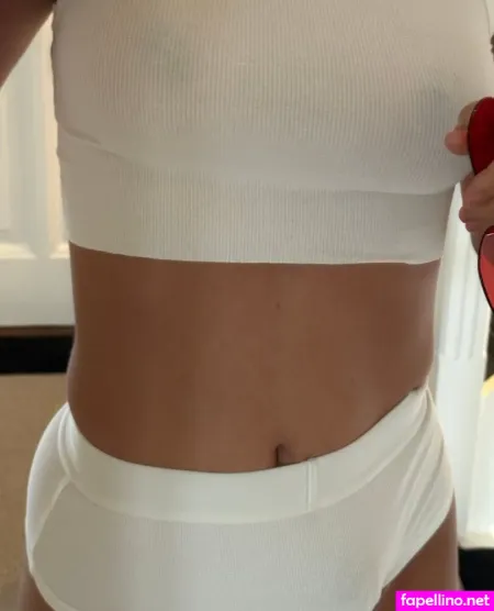 Yurtgirlsophie 1 OnlyFans Thumbnail #4Ey3BIAlry