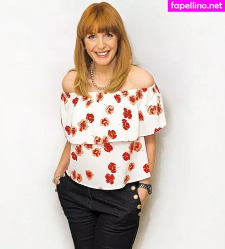 Yvette Fielding OnlyFans Thumbnail #7tkiN3hdbY