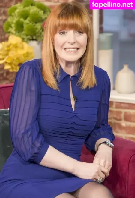 Yvette Fielding OnlyFans Thumbnail #JCl2GslGdf