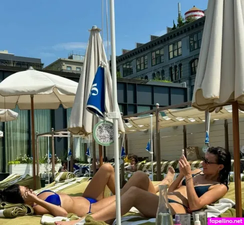 Yvette Segan OnlyFans Thumbnail #AEe3wsA2zA