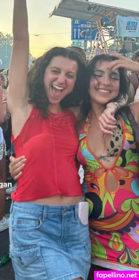 Yvettesegan OnlyFans Thumbnail #O7rjZ8WV8d