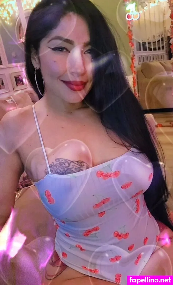 yvonekiss, yvonewee Nude Leaked OnlyFans Photo #8VTFEanUEr