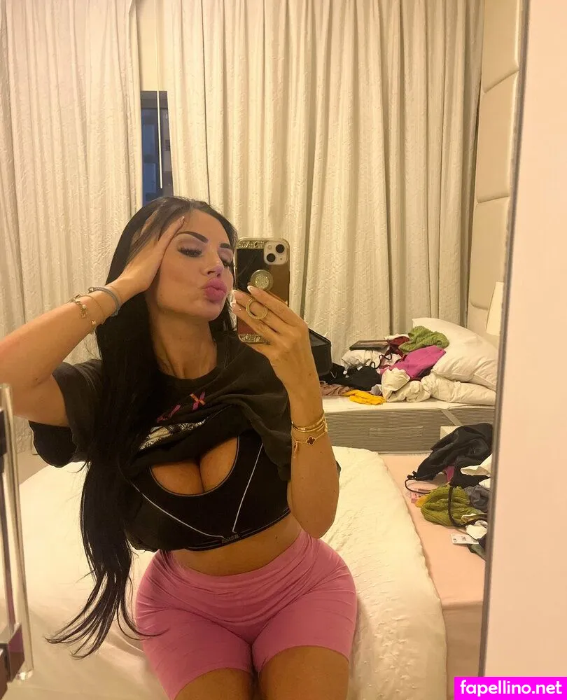 yvonne_bar, yvonne_bar_ Nude Leaked OnlyFans Photo #xEO05eTdct