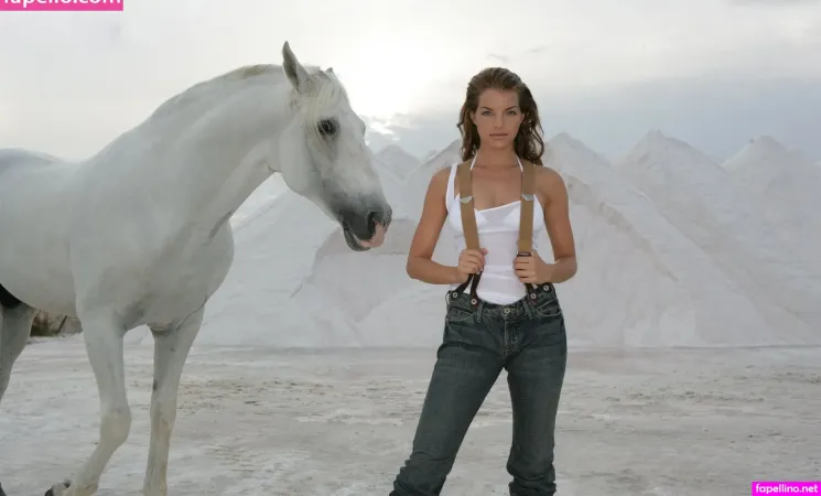 Yvonne Catterfeld OnlyFans Thumbnail #8kWx3Cwgob