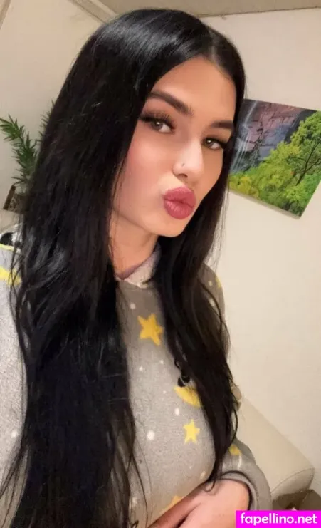 Yvonne Gruner OnlyFans Thumbnail #CidZfEjevg