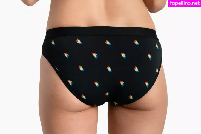 Yvonne Ho OnlyFans Thumbnail #83WI1UbdrF