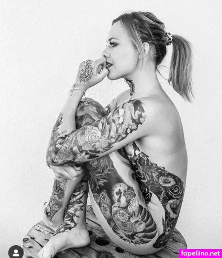 Yvonne Pferrer OnlyFans Thumbnail #1mbf6IIgtT