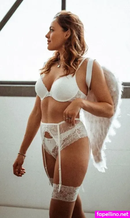 Yvonne Pferrer OnlyFans Thumbnail #bdz4fr21W3