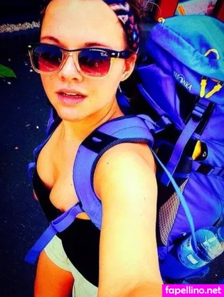 Yvonne Pferrer OnlyFans Thumbnail #pKbPnc3aQL