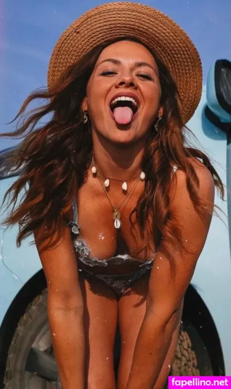 Yvonne Pferrer OnlyFans Thumbnail #sHRqiQ2hoE