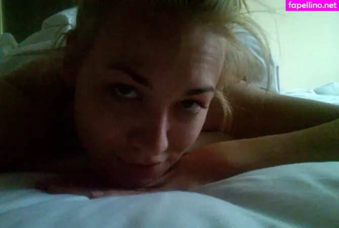 Yvonne Strahovski OnlyFans Thumbnail #NxnGzEMyVW