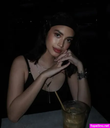 Yvonnearesu OnlyFans Thumbnail #sR5vSs5XSe