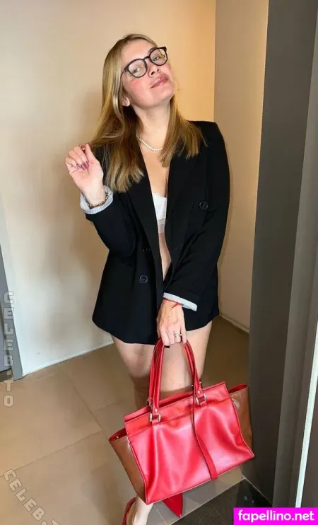 Yvonneoderso OnlyFans Thumbnail #7CtseS3Rwo