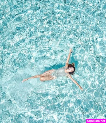 Yvonnepferrer OnlyFans Thumbnail #ooj4yLi9SS