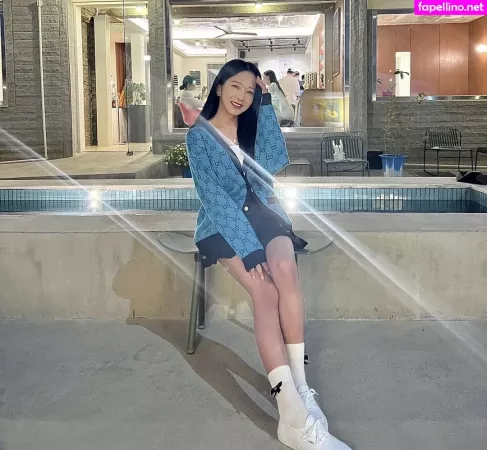 Ywhy2021 OnlyFans Thumbnail #7TxW2fhoC6