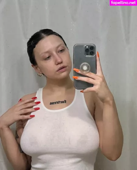 Yyentaa OnlyFans Thumbnail #EtOgBz3uIQ