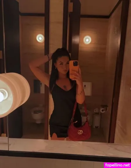 Z0tayl0r OnlyFans Thumbnail #fbZsCv9OZ3