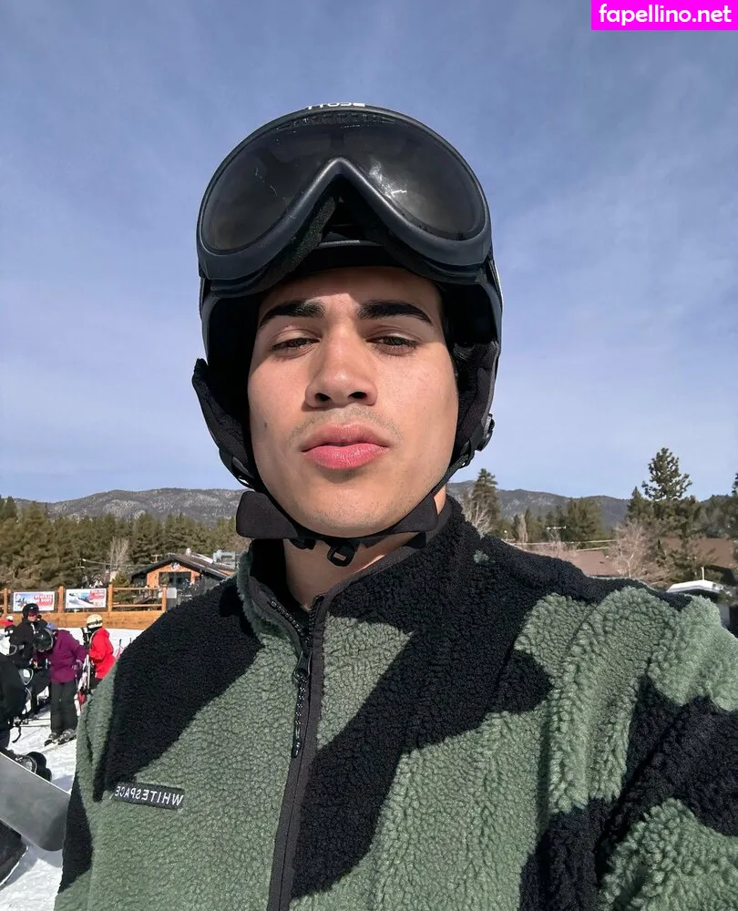 z8buza Nude Leaked OnlyFans Photo #7NeGu9M5by