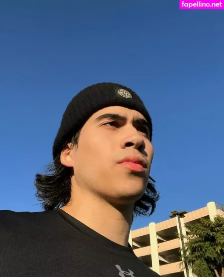 Z8buza OnlyFans Thumbnail #grhKdahlmg