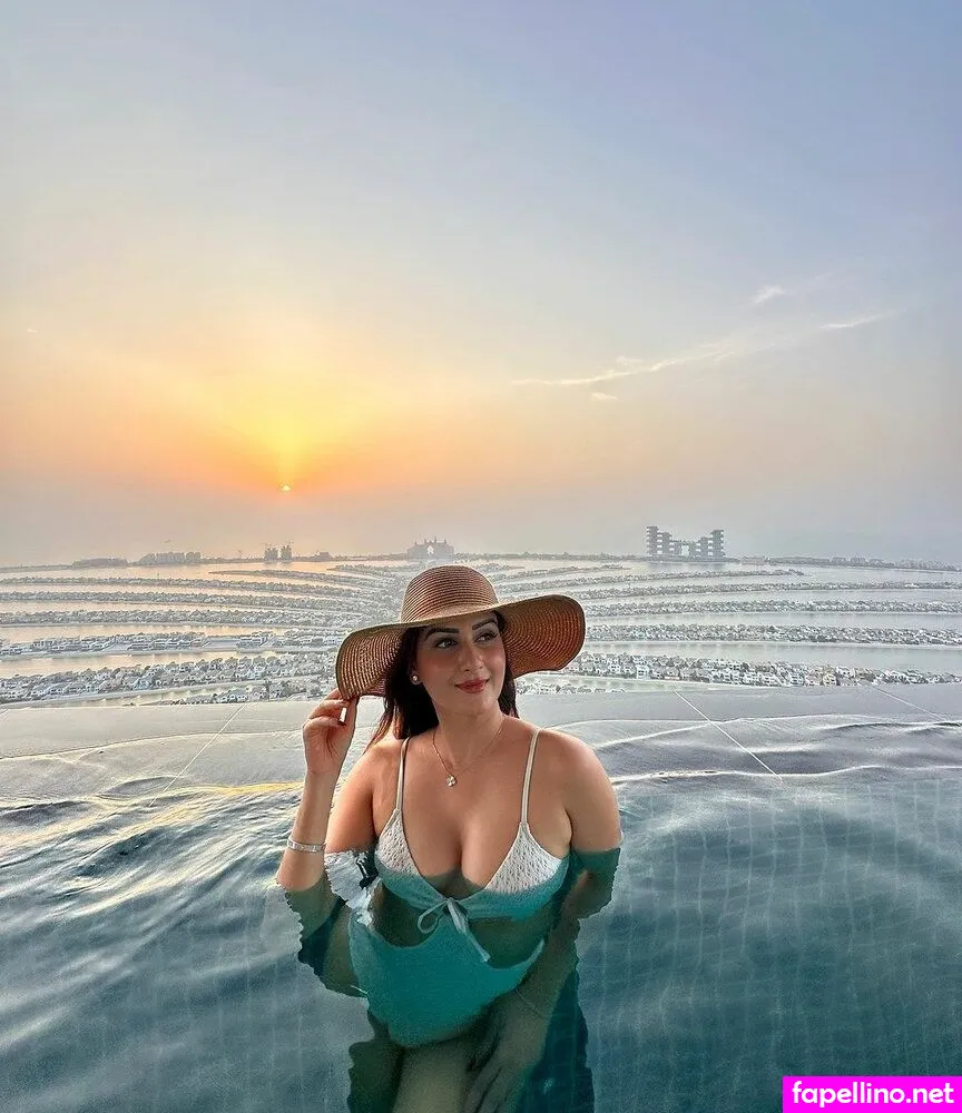 zaarayesmin, zaraxyazmin Nude Leaked OnlyFans Photo #LlgT6lhjFr