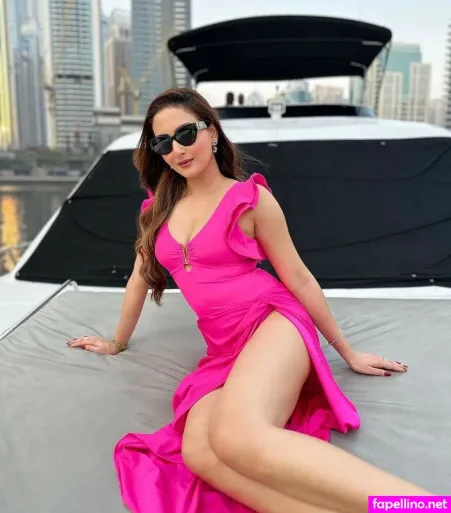 Zaara Yesmin photo