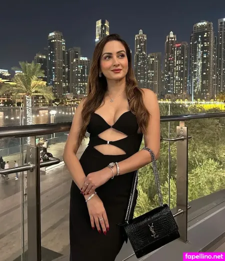 Zaara Yesmin OnlyFans Thumbnail #VLWtET0qOi