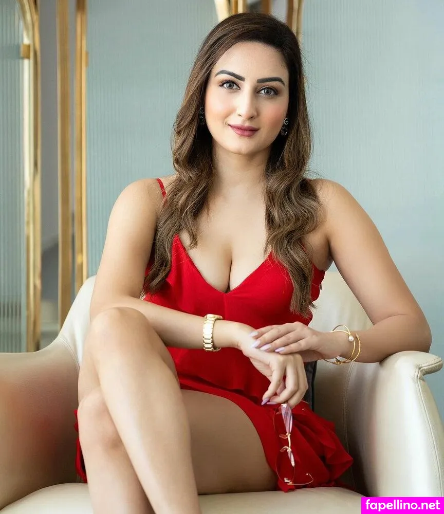 zaarayesmin, zaraxyazmin Nude Leaked OnlyFans Photo #Y3jt3RH2Wd